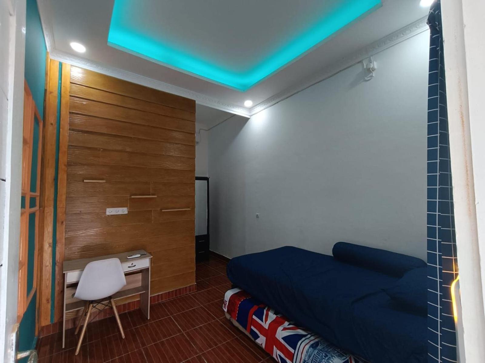 Hotel Oyo Life 92977 Neba Kost Aesthetic à Peladen Extérieur photo